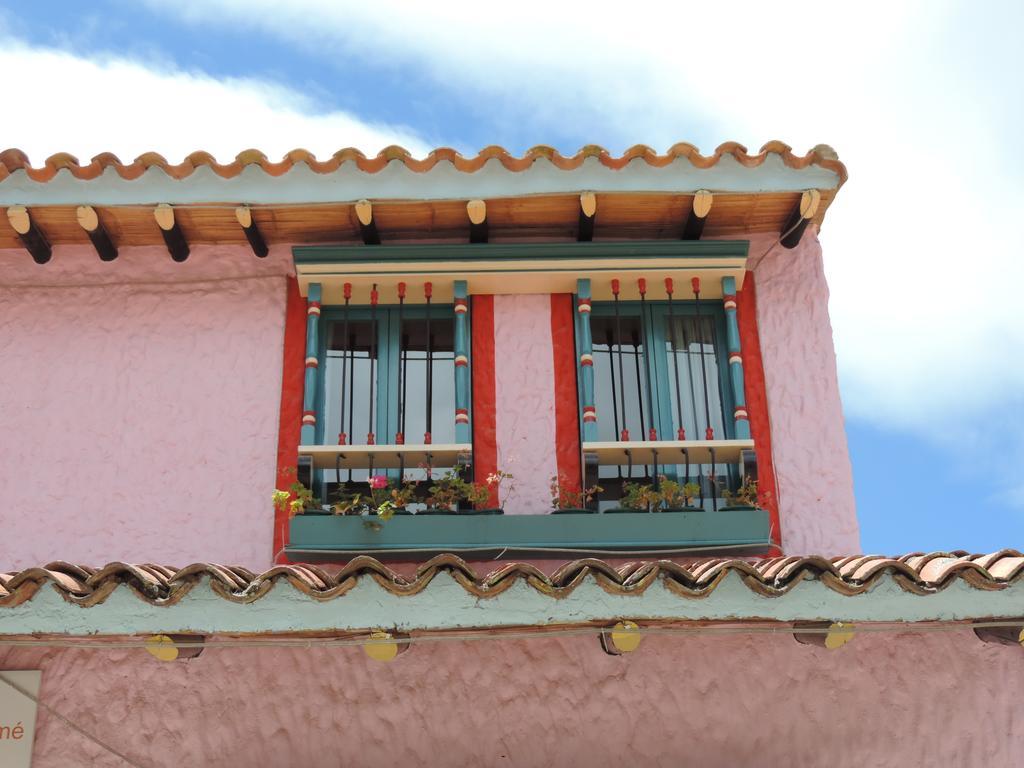 Hotel Los Geranios Duitama Exterior photo