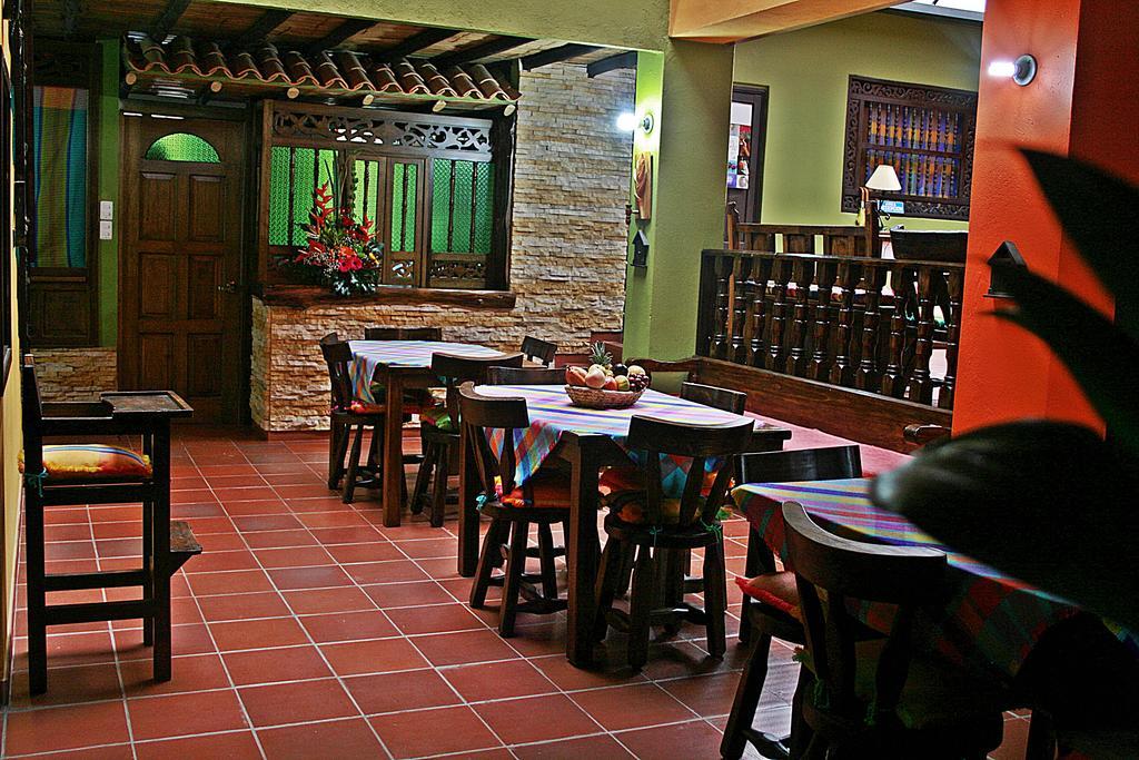 Hotel Los Geranios Duitama Exterior photo