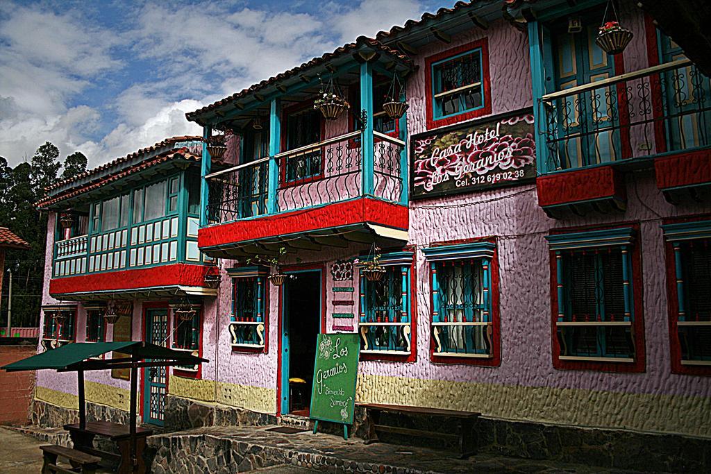Hotel Los Geranios Duitama Exterior photo